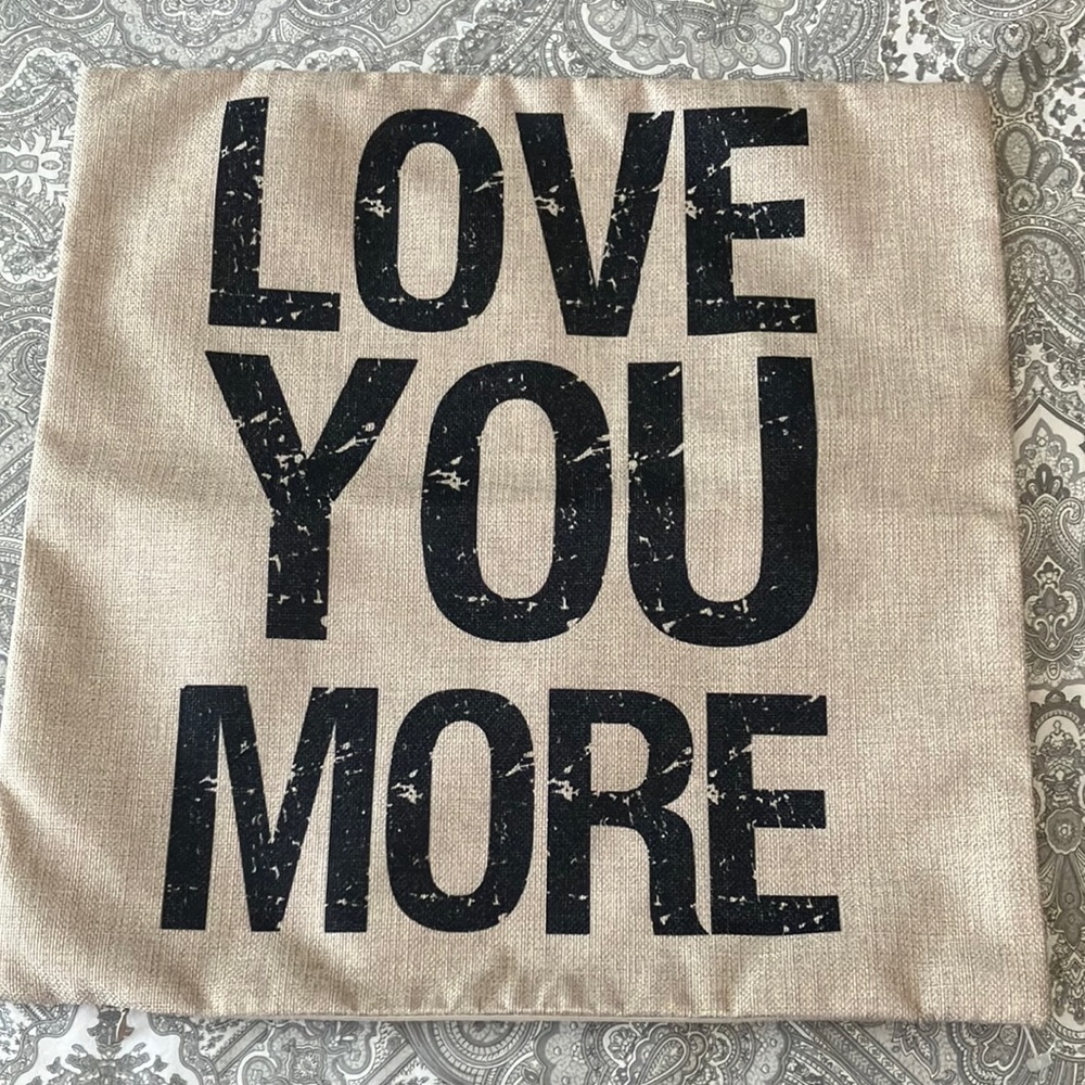 NWOT pillow cover.